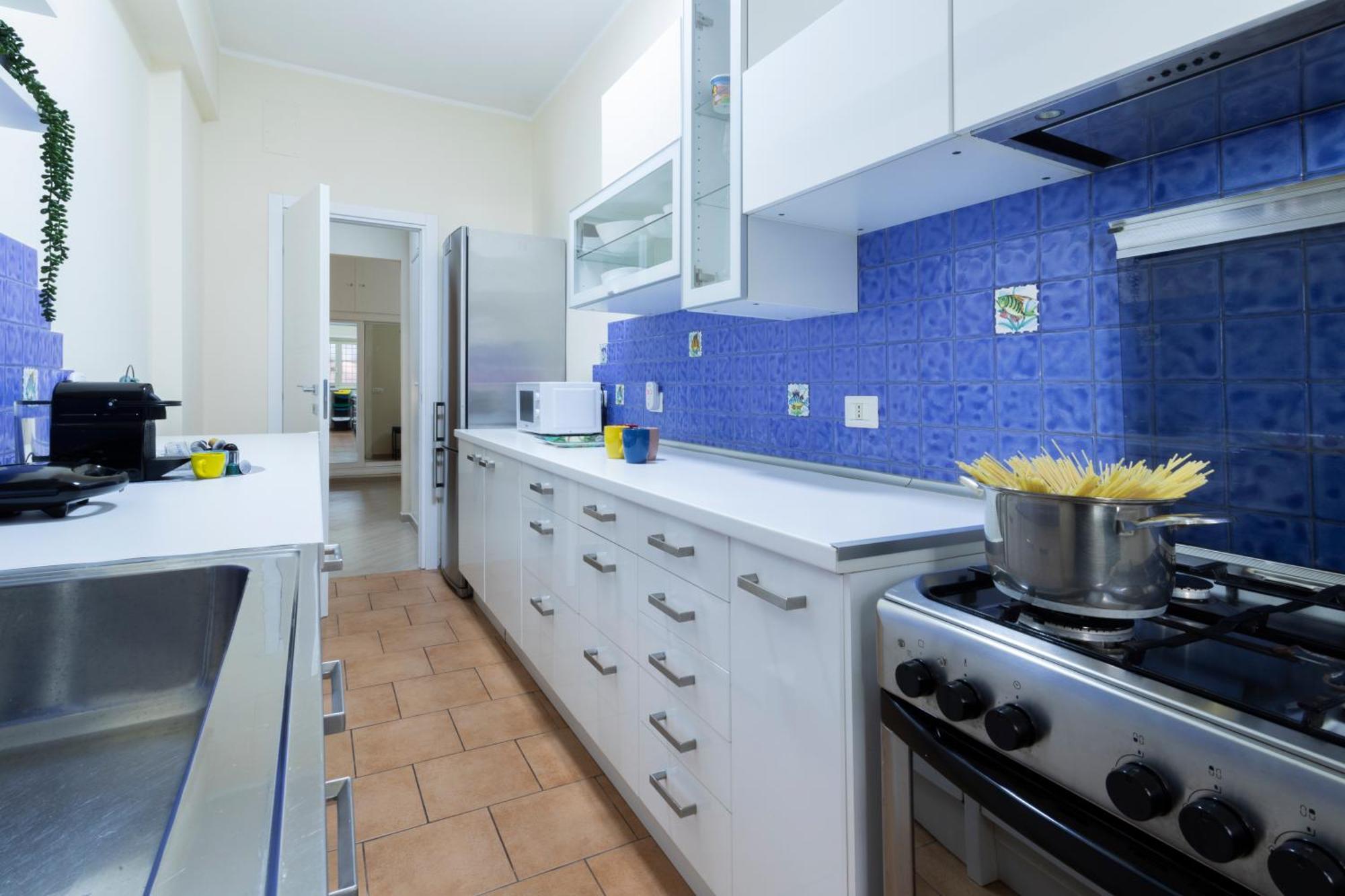 Anastasia Charming Close To Vatican Museum Rom